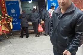 廉邦驿站，看直播领鸡蛋，第一个进店一元买了十个鸡蛋，很划算。