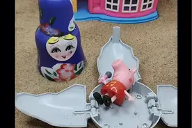 我要藏起来让爸爸来找我……快看呀！我藏起来了……视频封面