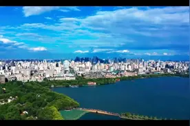 彩色的中国朗诵背景视频，自己创作的，需要的可以自行下载去用，