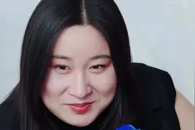 救命!这嘴角的笑都压不住了，锤娜丽莎和李川你俩不装一下吗视频封面