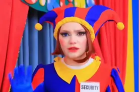 电影院禁止带零食进入，帕姆尼变身保安