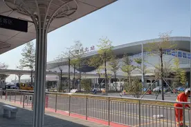 惠州北站公交站场，多条公交线路在此始发终到视频封面