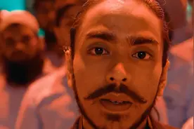 印度高分电影 讲述种姓制度的压制下一个低种姓的青年逆袭之路视频封面