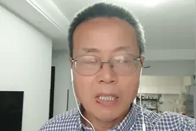 俄罗斯人抢购美元，卢布先兑换人民币再兑换美元收益一倍？危险！视频封面