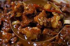 清真馆子炖牛羊肉的秘诀全在这汤中，加什么料才是关键