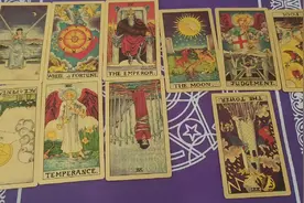 紫薇星~目前局势持续发展，人类文明将走向何方？真有救世主吗？视频封面