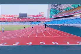 重庆奥体中心体育场，位于重庆九龙坡区袁家岗，可容纳观众6万人视频封面