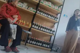 冒死偷拍，社区团购领鸡蛋套路，这不就是传销吗？视频封面