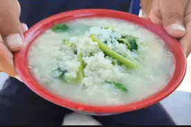 都说大米粥是升糖王，我给它加入青菜，看看餐后血糖还会如何变化视频封面