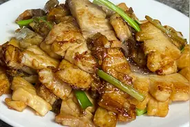 姜葱炒脆肉鲩，外香里嫩，口感丰富，做法简单好吃又下饭