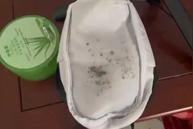 今天在家里洗衣物上的霉斑，结果用这个方法洗就洗干净了视频封面