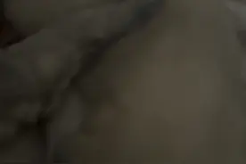 狗仔喝尿了？
