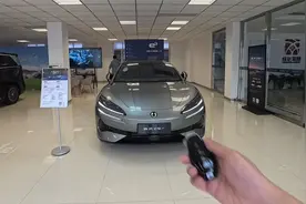 性能旗舰！2025全新腾势Z9 GT亮点解析视频封面