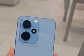 被颜值惊艳！荣耀400真机开箱体验#荣耀400开箱 #高颜值手机