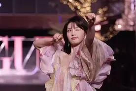 田曦薇你美的我说不出话啊啊啊啊这就是顶级甜妹吗生命力溢出屏幕