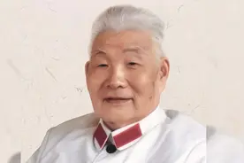 李作成：第一任陆军司令员，从士兵到将军，参加过对越自卫反击战