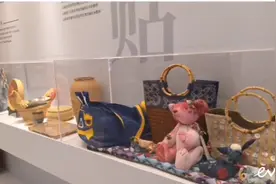 江苏银行1.62万人-半年贏利167亿-贷款总额1.746亿/房地产954亿元视频封面