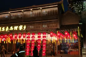 关注我给大家分享河下古镇夜景视频封面