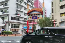 日本旅行：横滨中华街是日本乃至亚洲最大的唐人街，中国餐馆好多