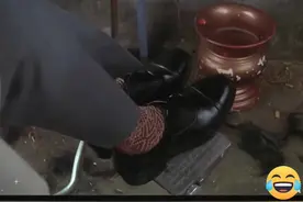 周星驰经典之作，这发型也太牛逼了，搞笑😂😂😂～
