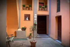 欧美冠军流行单曲《Control》。旋律耐听，歌词耐人咀嚼！