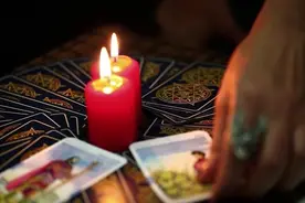 【塔罗】断联后，他/她会主动联系你吗？他真实的想法？