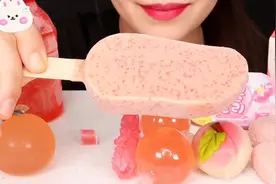 韩国不露脸美女吃零食  声控助眠视频封面