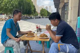谁的生活又不是一地鸡毛呢，有的人一生一帆风顺，有的人一生侃侃视频封面