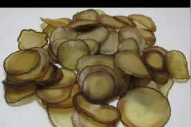 鹿茸的作用与功效视频封面