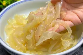 海蜇用清水泡是外行！酒店大厨详细讲解处理方法和技巧，真实用