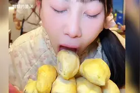 159元一位限时一小时的榴莲甜品自助，吴半饱能吃回本吗？