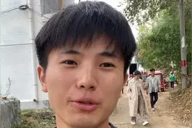 结婚前一天带新娘子去男方家，我们这里习俗叫相家去了给新娘红包视频封面