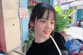 没想到越南美女不仅长得水灵，还有这么强的上进心，真不错！视频封面