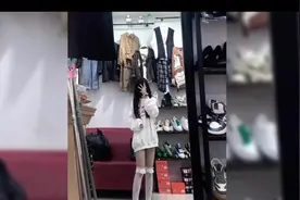 女生穿丝袜不同颜色对比视频封面