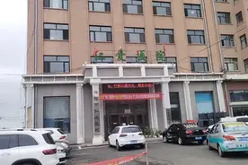 睡不好觉想吃安眠药的可以到你所在的精神病院开，精神病院给开药