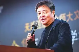 1991年，余华和陈虹结婚后，陈虹无意间的一句话，让他狂赚1550万