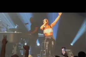 最美黑人女歌手艾丽西亚•凯斯，炉火纯青的钢琴演奏能力视频封面