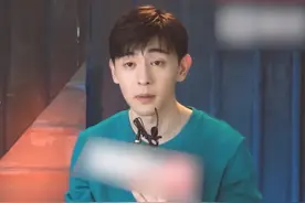  #邓伦深夜看店面 不知道邓老板这次又要开什么店呢视频封面