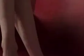 男人火车邂逅美女，本以为是一场艳遇，却找来杀生之祸。视频封面