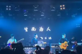 我想忘了从前的一切，做一个凡事不问的俗人……