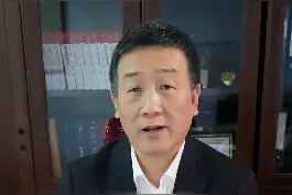 #法律   #张勇说法  #维权  楼上房屋漏水把你家给淹了，该怎么办？ @DOU+小助手  @抖音短视频视频封面