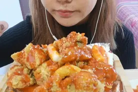 【一起吃饭吧】韩国炸鸡之甜辣酱视频封面