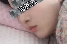 女子因一碗面情绪崩溃事件发酵，丈夫再次录视频让妻子发声视频封面