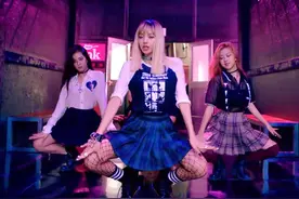 作者已经不能自拔~  #lisa  #rosé  #jisoo  #jennie  #bangjago扭胯舞视频封面