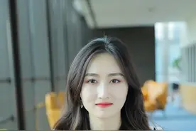 出门旅游你还不知道怎么拍？赶紧试试华为的多机位拍摄吧！#知识先锋计划 #华为 #鸿蒙os #华为手机 