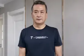 庆祝新中国72岁生日，愿祖国昌盛，人民幸福。祖国万岁！