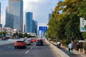 云南省第一大城市，昆明的城市建设，太漂亮了视频封面