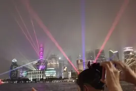 建党100周节上海东方明珠塔灯光秀
