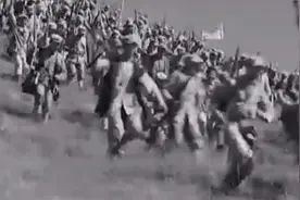 A553抗战打仗视频，抗日战争红军长征之路