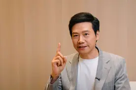 小米YU7 一共有 9 款配色，每款都是工程师的心血之作，我集中来为大家做个推荐。#和雷军一起聊车